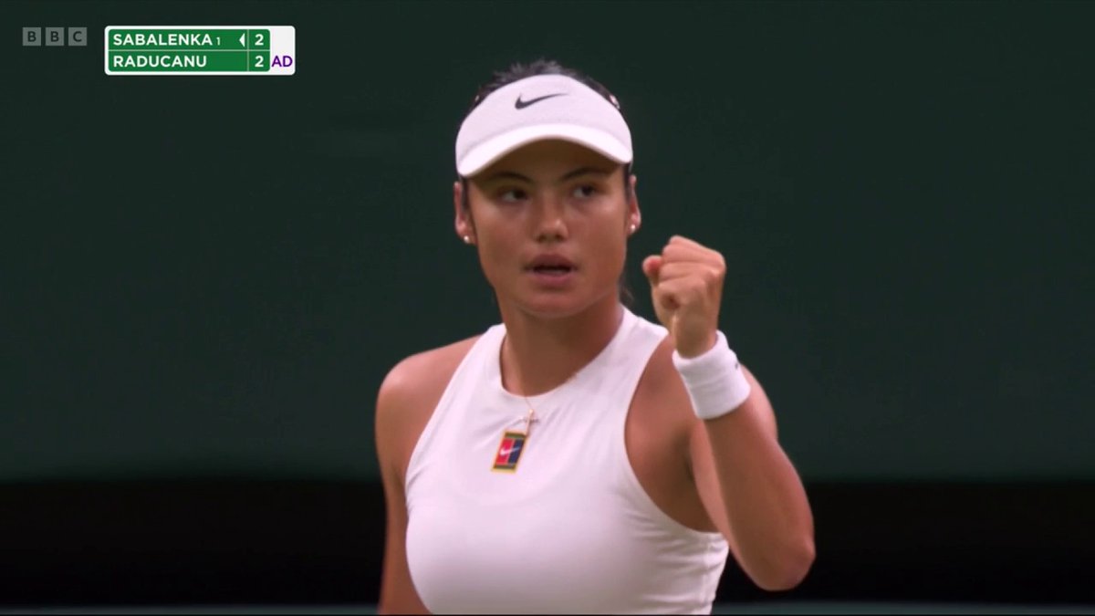 Listen to the noise on Centre Court! 🔊⚡ Emma Raducanu breaks world number one Aryna Sabalenka in the first set ✨ #Wimbledon