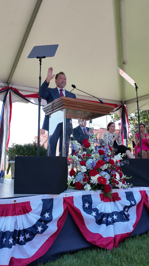 🇺🇸 Today at Mount Vernon, we proudly welcomed over 100 new U.S. citizens at our annual July 4 naturalization ceremony, which featured a keynote address from Arnold Schwarzenegger. He said it best: George Washington was America’s first action hero. 💥🦅 It was a day of celebration, inspiration, and patriotic pride on Washington’s historic estate. Arnold