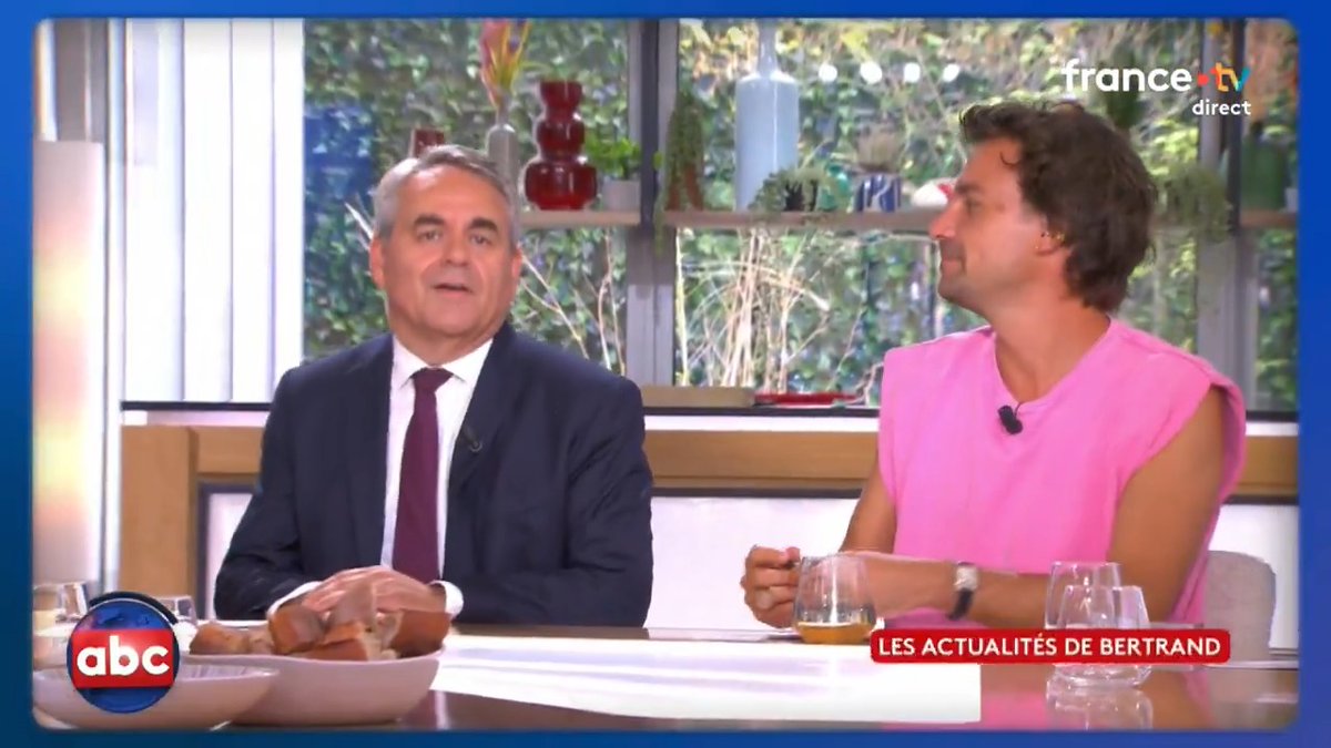 Et dans son "rêve", Bertrand Chameroy est lui aussi remplacé… 😇 L’ABC de Bertrand Chameroy en intégralité 👉