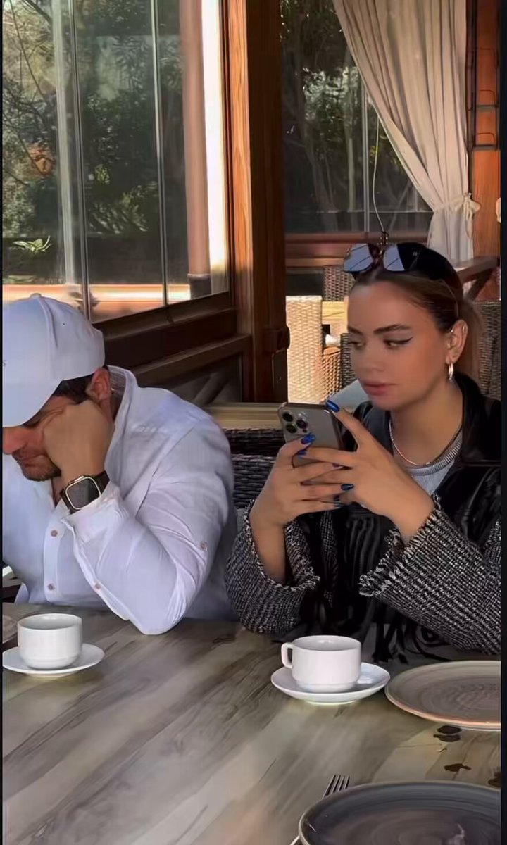 Bir insana yüzde doksan dokuz güvenirsin, yüzde birlik ihtimal her şeyi silip süpürür. Videoda kadını şaşırtan şey ne olabilir.