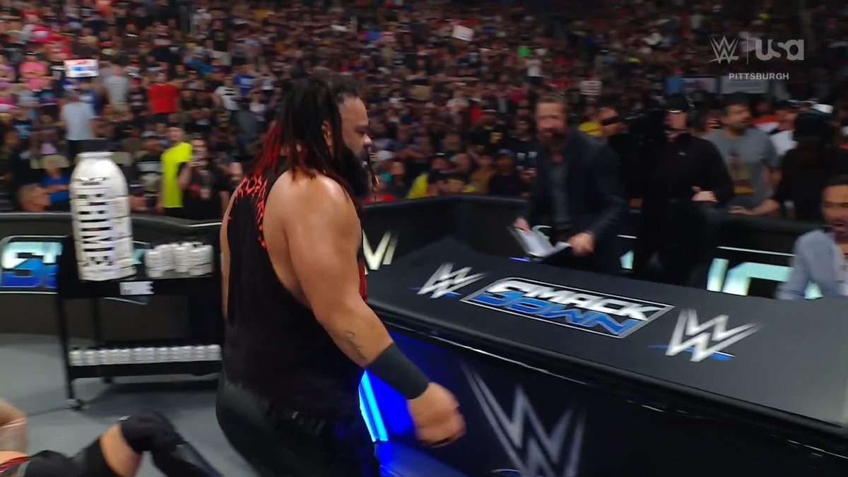 We've got company... Talla Tonga and Tonga Loa just took out Jacob Fatu and Big Jim 😱