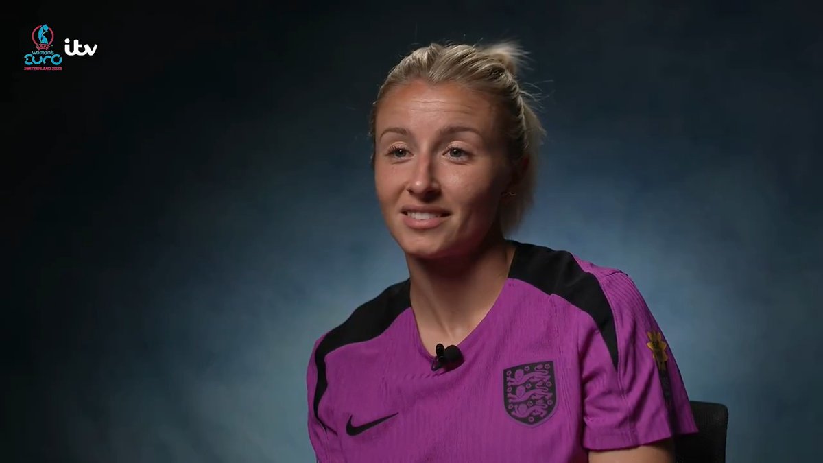 "I'm excited to see them!" 💪 Leah Williamson can't wait to see England's new crop of youngsters coming through 🏴