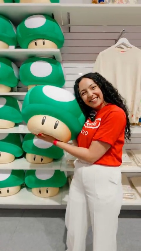 C'est l'heure d'une petite session shopping au Nintendo Pop-Up Store at Japan Expo Paris 🛍️ #NintendoJapanExpo
