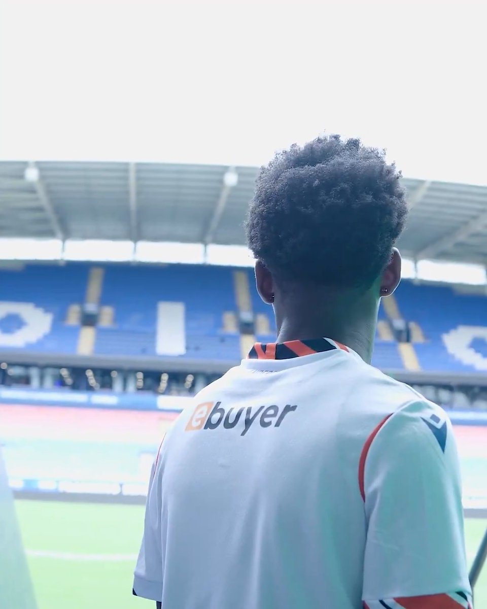 SURPRISE! 🤩 #bwfc