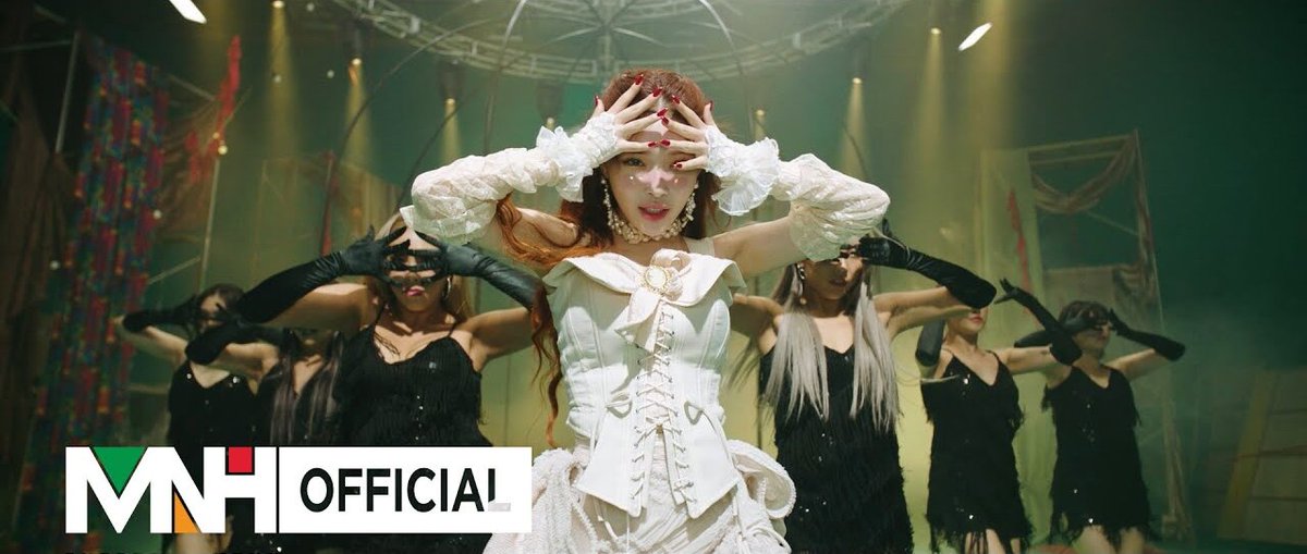 5 years ago today, CHUNG HA released ‘PLAY’