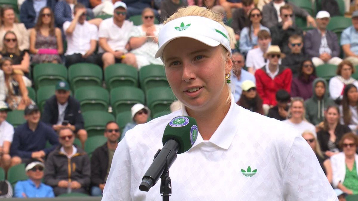 A shoutout to those who helped make it happen ♥️ Clara Tauson had nothing but praise for her team after making it to the fourth round - particularly her coach and boyfriend Kasper who was with her the whole way 🥹 #Wimbledon