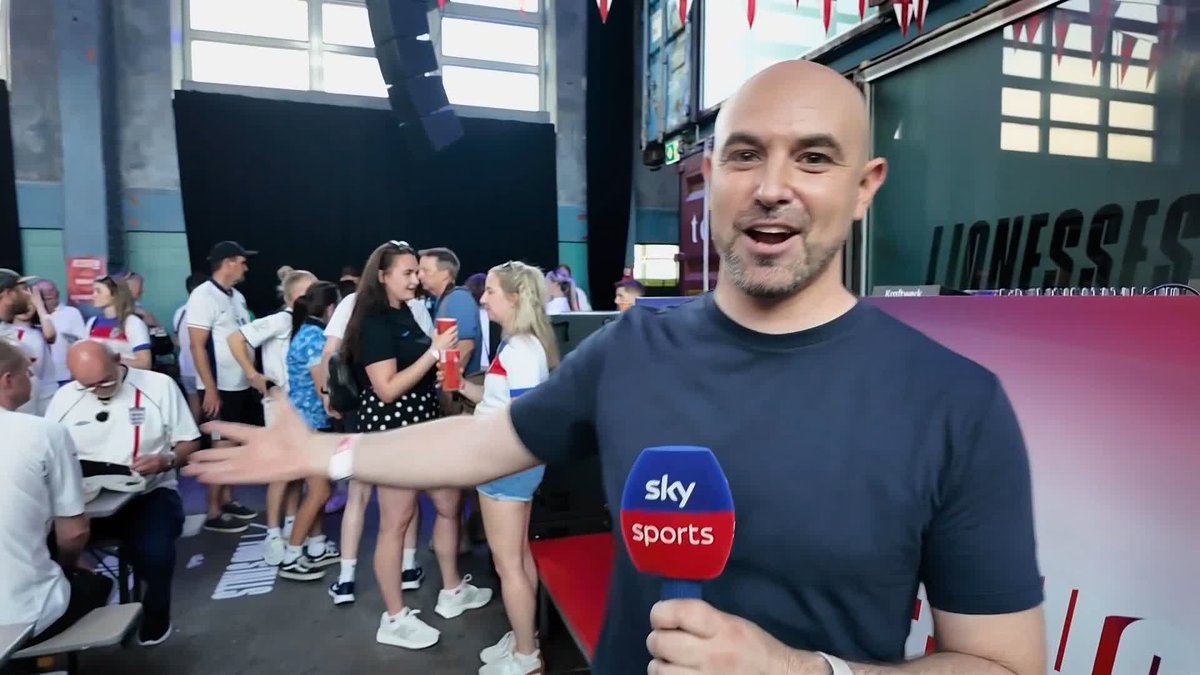 🗣️ "I don't feel like we have a weak spot!" Lioness supporters have gathered in Zurich ahead of England's game against France 🏴󠁧󠁢󠁥󠁮󠁧󠁿