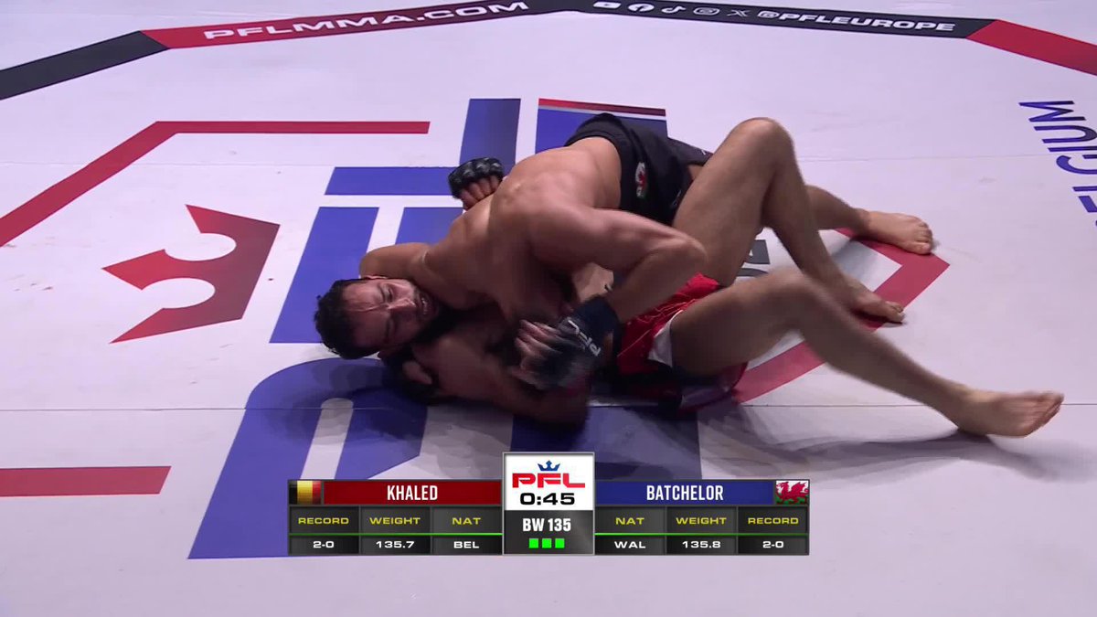 EZEKIEL CHOKE FINISH! 🏴󠁧󠁢󠁷󠁬󠁳󠁿 Levi Batchelor stops Fahdi Khaled in the third round with a nasty Ezekiel Choke! #PFLBrussels | LIVE NOW LIVE on DAZN | 🇺🇸 Streaming on The PFL App