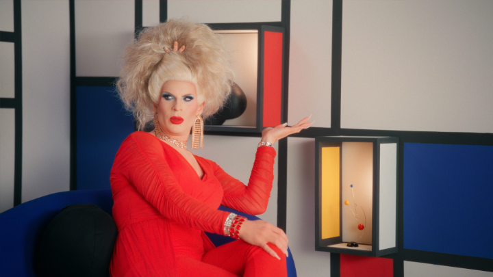 Trixie and Katya break down the "physics" of cheerleading 👀 Our queens watch America's Sweethearts: Dallas Cowboys Cheerleaders for this week's I Like To Watch, now streaming on YouTube!