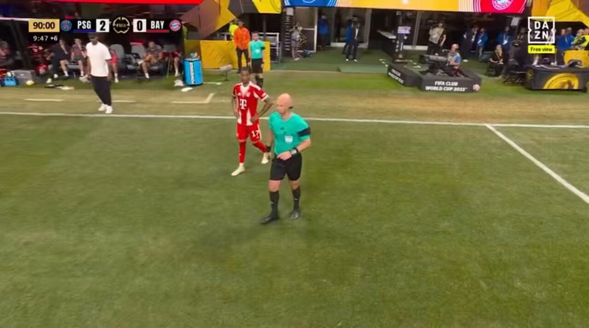 🚨🤯 La polémica explicación de Taylor tras rectificar su decisión sobre el posible penal a Thomas Müller