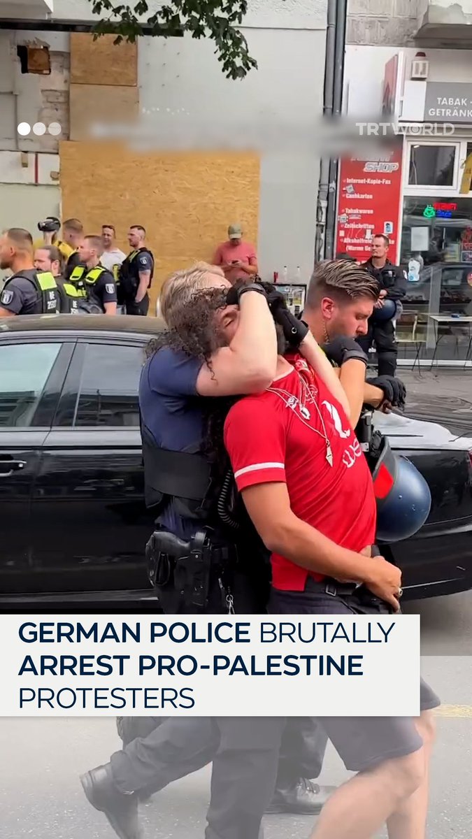 German police in Berlin brutally intervene peaceful protesters demonstrating in solidarity with civilians in Gaza