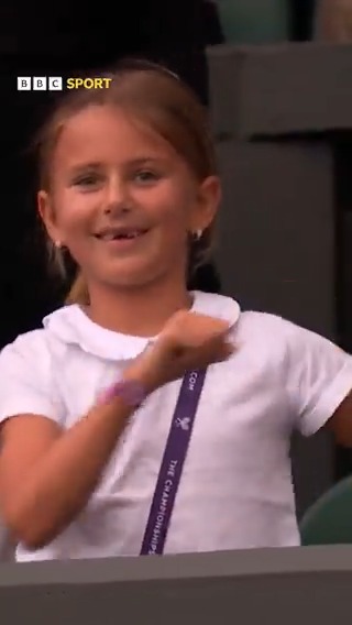 Novak Djokovic has another celebration with his daughter ❤️ #Wimbledon