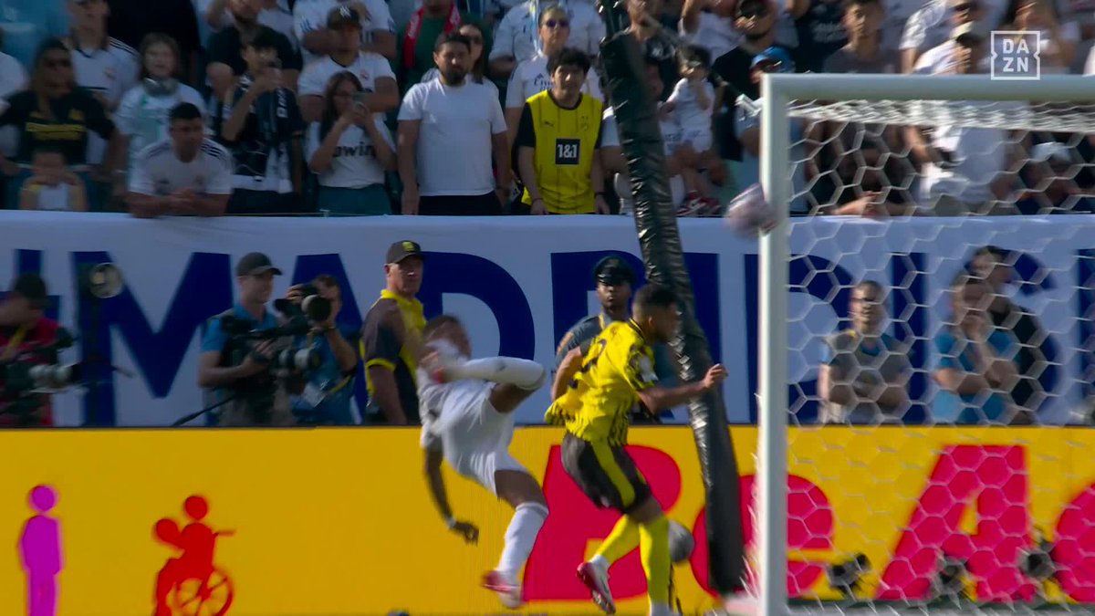 Kylian Mbappe bicycle kick goal ⚽️