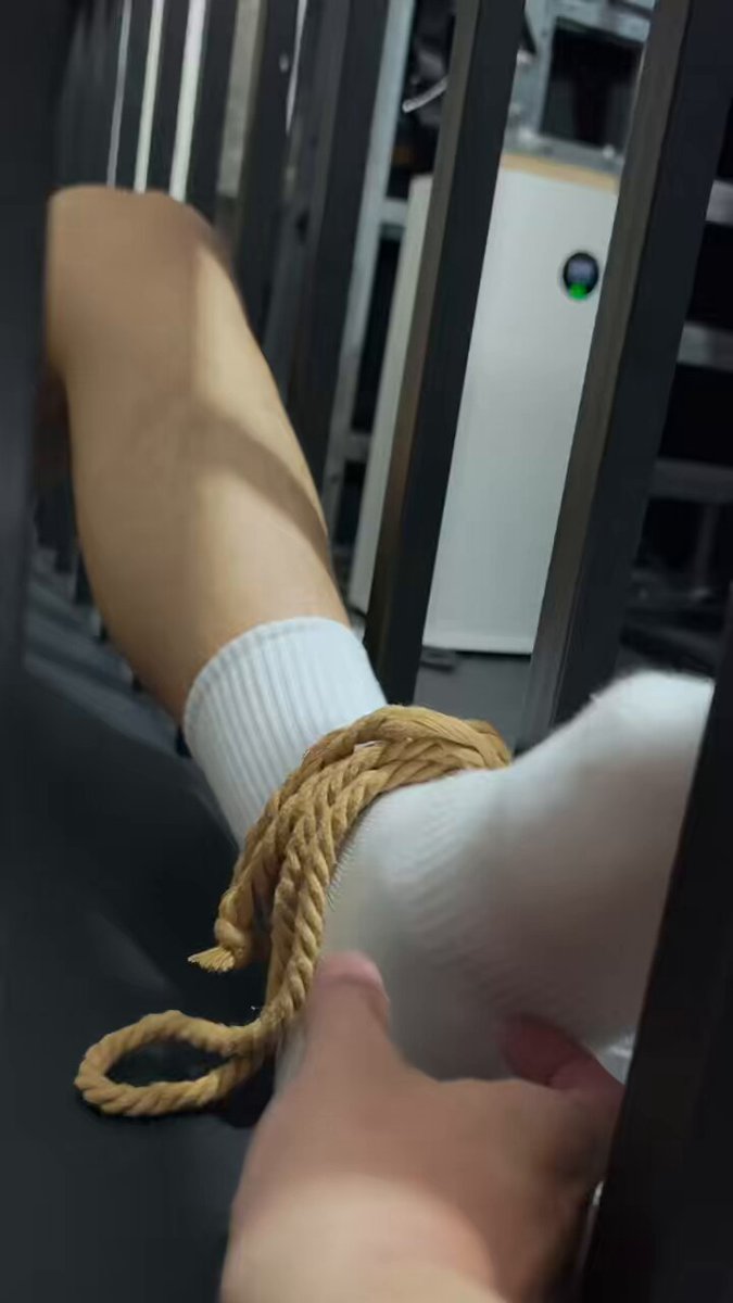 🔒day8/40 打卡1️⃣下北京必吃榜 边剪视频边摇锁屌呜呜呜😭 感谢Sweyou 🤤 #贞操锁 #锁奴挑战 #锁狗 #chastity #cb #tk