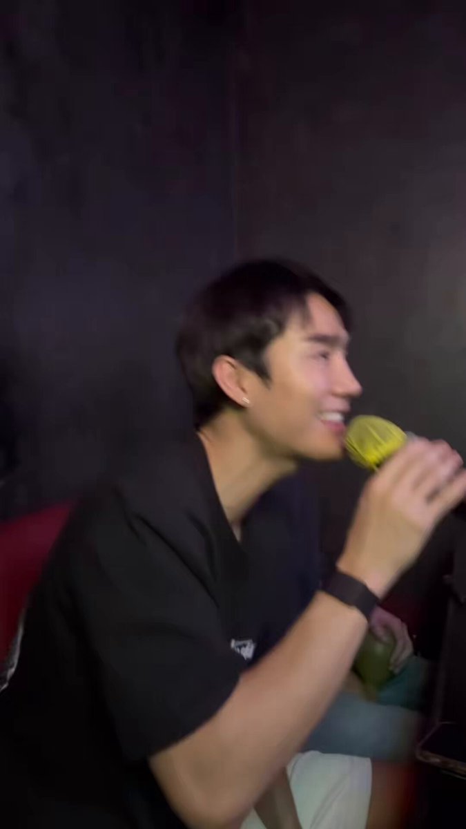 พวกเราคือนักร้องเสียง… Jungwboo ปป