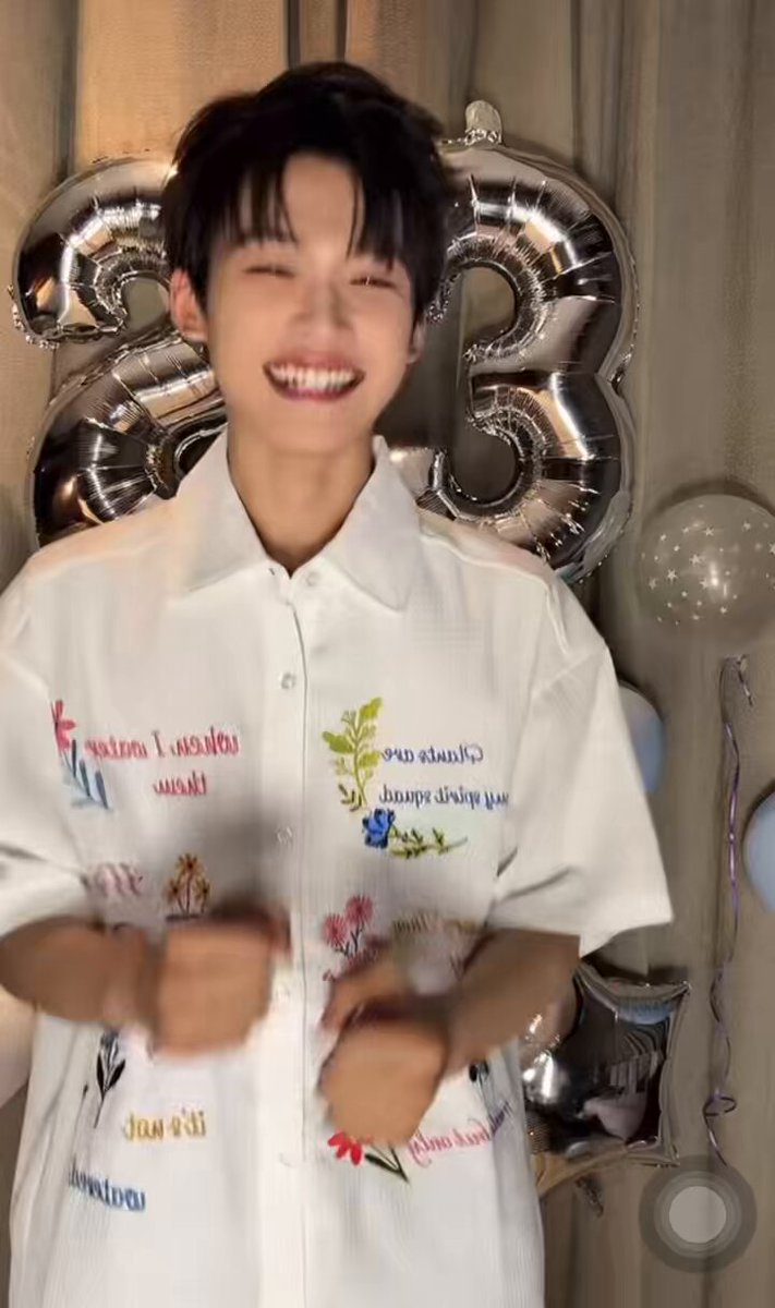 go watch #ZiYu birthday live on weibo.