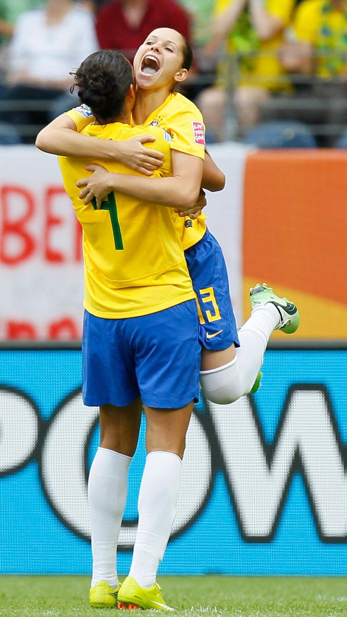 A phenomenal finish from Erika 14 years ago today! 🔥🇧🇷 Seleção Feminina de Futebol | #FIFAWWC