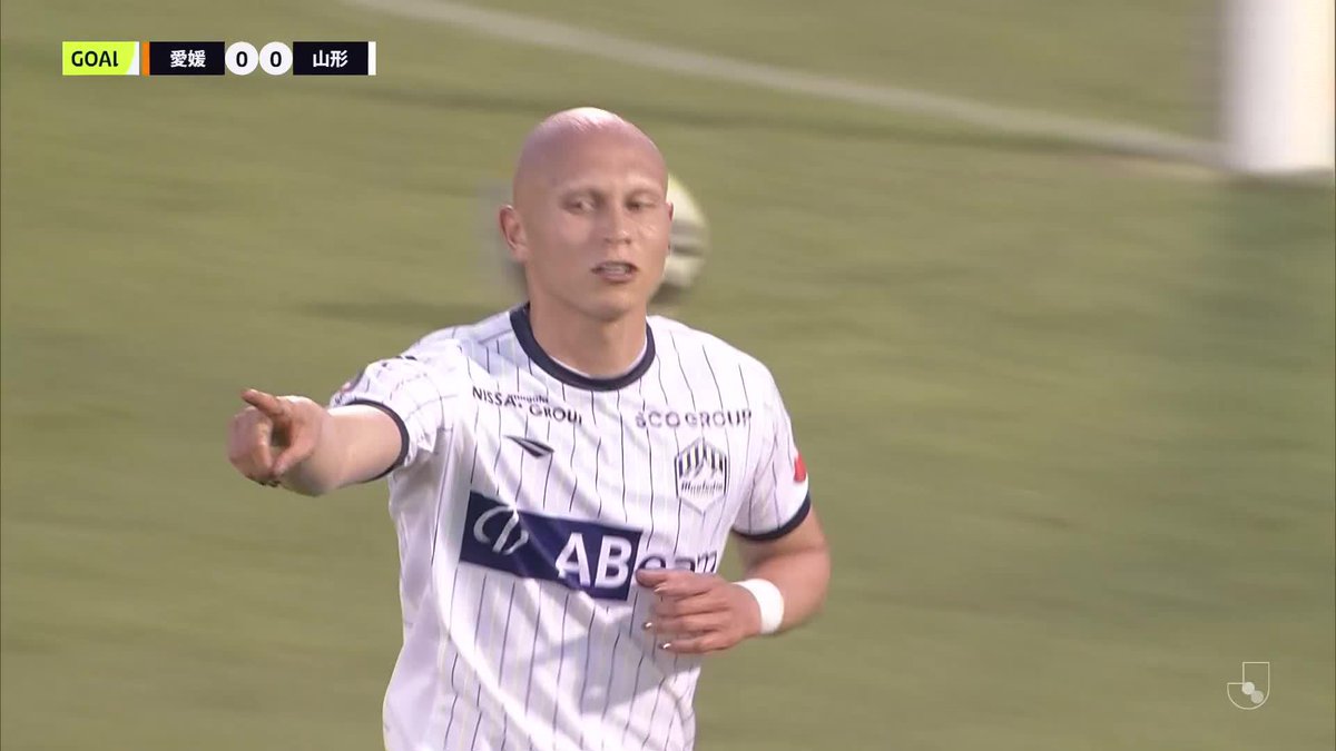 ストライカーらしい見事なダイレクトシュート!👏 🎦 ゴール動画 🏆 明治安田J2リーグ 第22節 🆚 愛媛vs山形 🔢 0-1 ⌚️ 16分 ⚽️ ディサロ 燦シルヴァーノ(山形) #Jリーグ