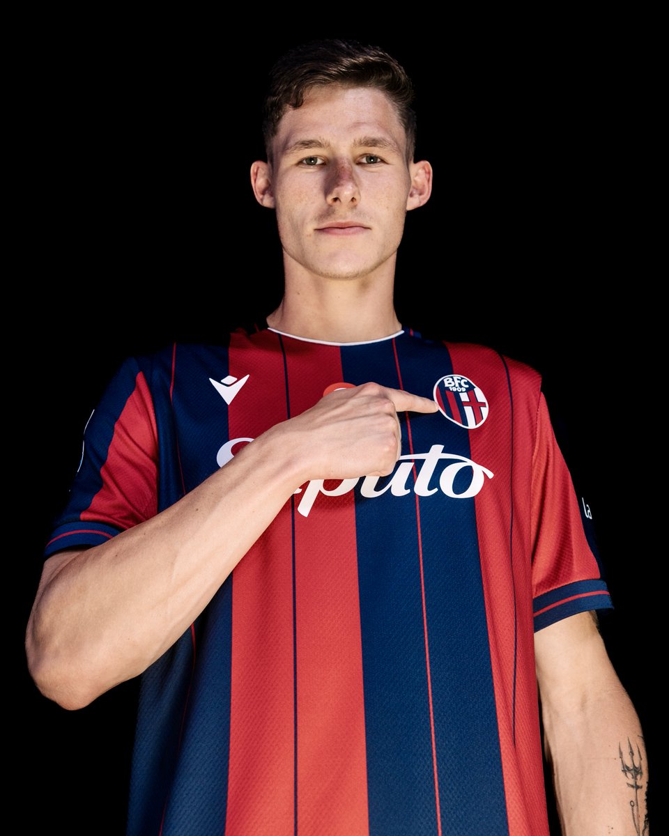 C'è un nuovo muro in città 🧱🔥 #WeAreOne
