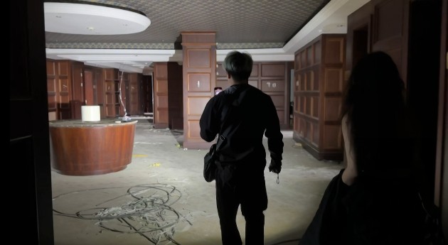 VIDEO: 🇨🇳 China's abandoned buildings draw urban explorers, despite risks Urban exploration, or "urbex" for short, is growing in popularity in China, where a years-long property sector crisis has left many cities dotted with empty buildings 📹 Agatha Cantrill