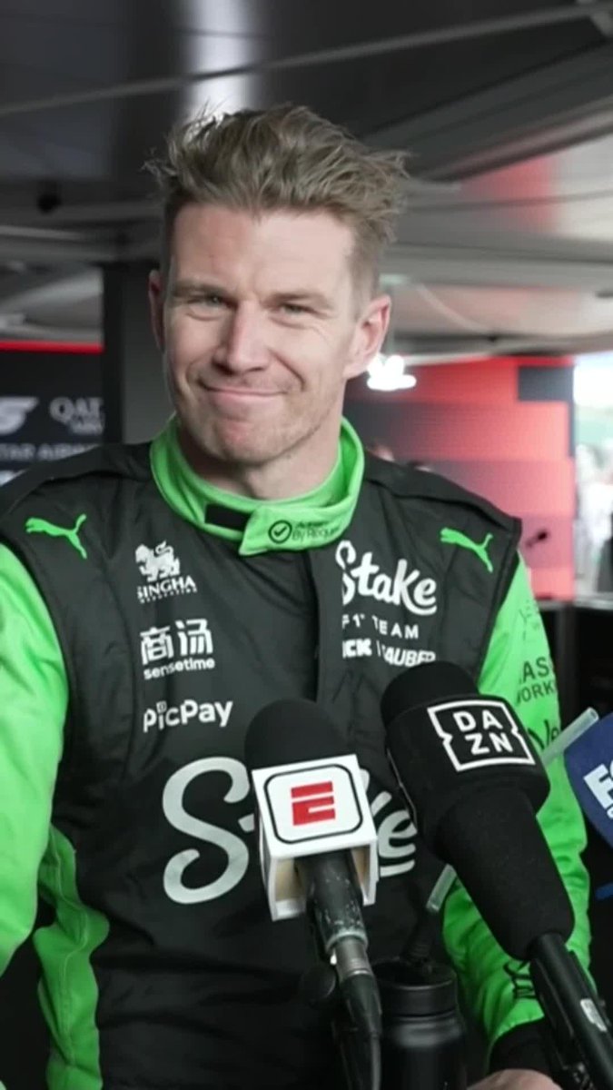 Nico Hülkenberg, todo un SHOWMAN: festejará a pura cerveza 🍻😂 y atención a su reacción cuando Juan Fossaroli le dijo la cantidad de carreras que pasaron para su primer podio... 📺 #BritishGP | Toda la temporada de #F1 por #DisneyPlus Premium