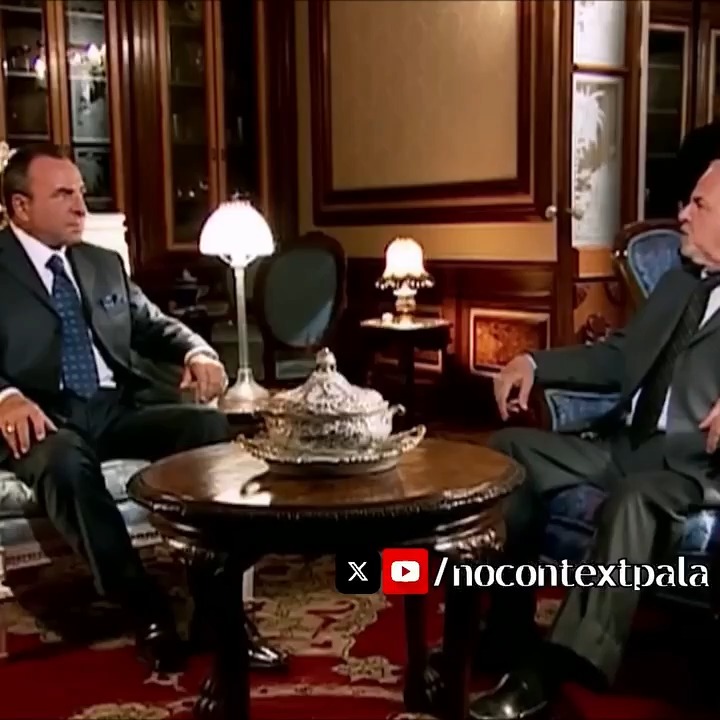Baron vs Hüsrev Ağa restleşmeleri Sahnelerdeki oyunculuğa ve diyalogların akıcılığına hayran kalmamak elde değil. Günümüz dizilerinde bu kalitede sahnelerin çeyreğini bile bulamazsınız.
