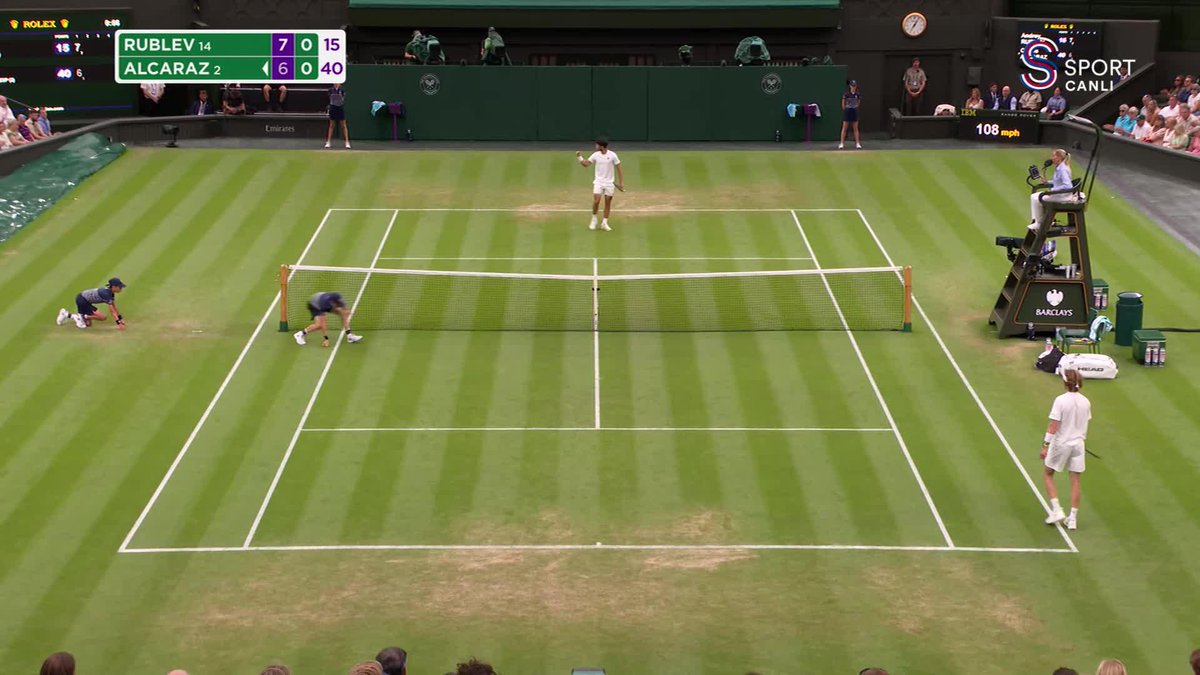 🎾Kıran kırana geçen müthiş setin galibi Rublev oldu! #Wimbledon