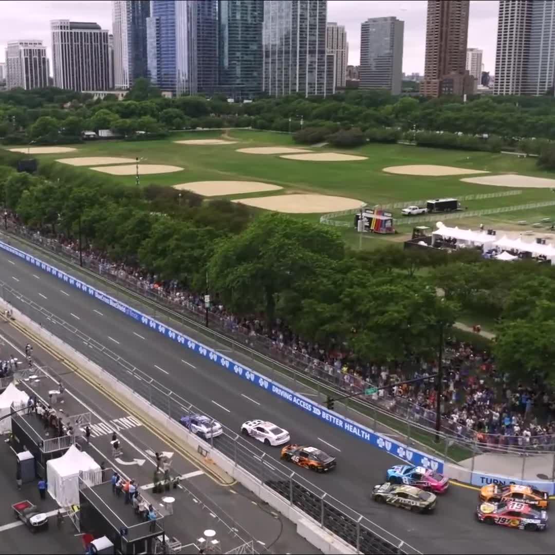 The green flag flies in the Windy City! We are underway at NASCAR Chicago Street Race!