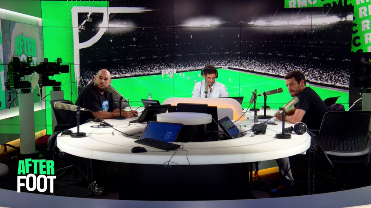 🇵🇹🎙 𝚆𝚊𝚕𝚒𝚍 𝙰𝚌𝚑𝚎𝚛𝚌𝚑𝚘𝚞𝚛 totalement sous le charme de Joao Neves : "Le mec a 20 ans et sort des performances de ce type. C'est une bénédiction qu'il soit déjà à ce niveau là de maturité à son âge... Il est admirable. Le PSG et le Portugal ont beaucoup de chance."