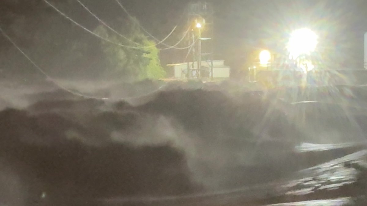 Footage of Guadalupe River flooding in Kerrville, Texas on Friday 😳
