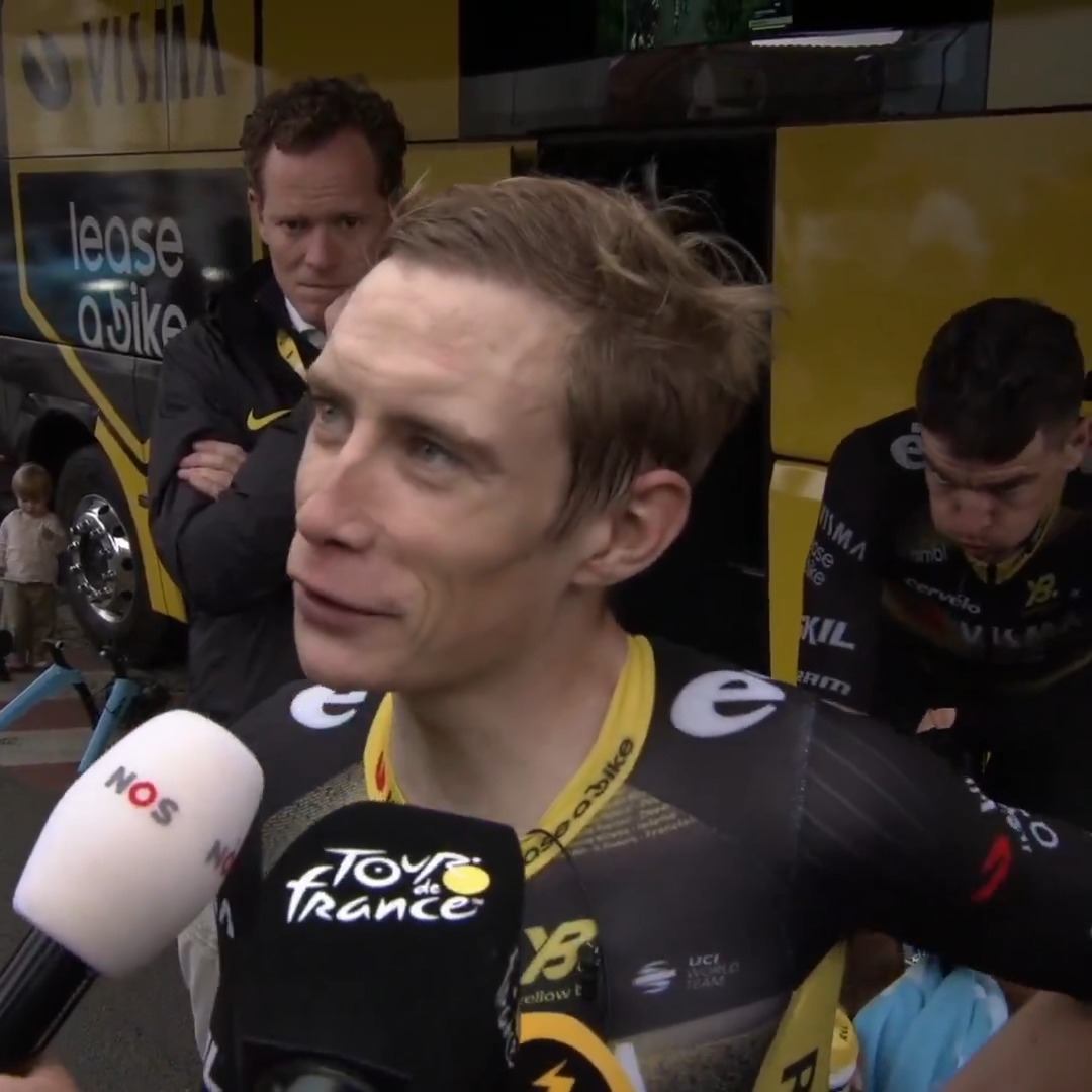 "I've done now two bunch sprints, so then I guess I'm a sprinter" 😂 Jonas Vingegaard happy with his form through the first two stages of the Tour de France. #TDF2025