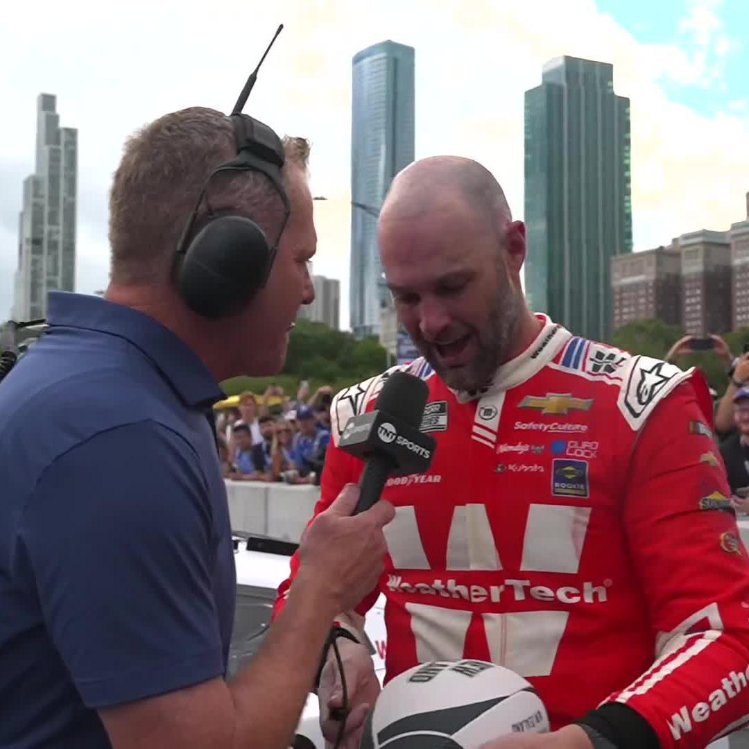 "I love this place." We bet you do, Shane van Gisbergen. 🏉