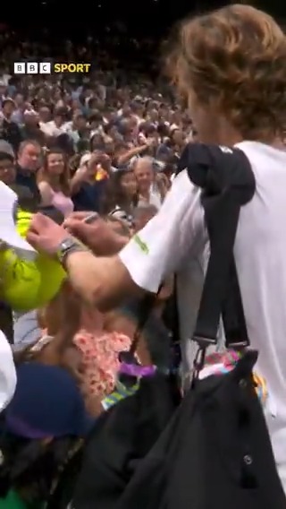 Wholesome moment! 🥹🫶 Andrey Rublev gives to his fans 🤝 his fans give back ❤️ #Wimbledon