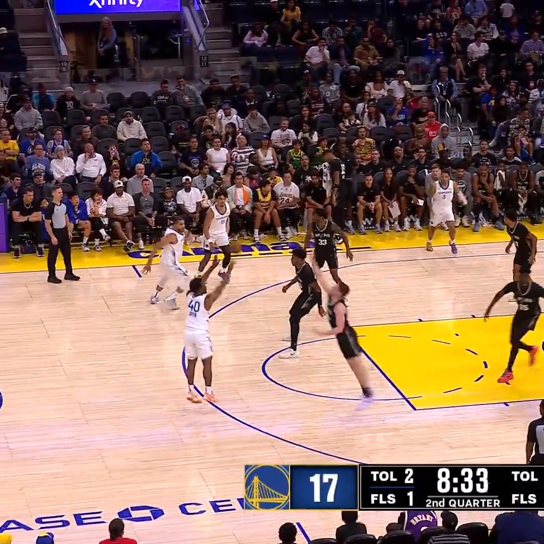 Back-to-back from distance for LJ Cryer 🎯 📺 NBA TV