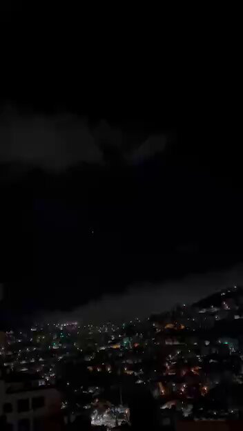 ⚡️🚨 Yemeni missile detected over the sky over Nablus city