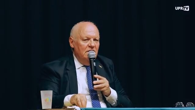 « Imaginez la révolution planétaire que se serait si les 🇫🇷 envoyaient à l'Élysée quelqu'un pour faire sortir la 🇫🇷 de l'🇪🇺. En 48h, l'image de la 🇫🇷 changerait du tout au tout dans le🌍🌏🌎entier. Les gens se diraient : « Oh la la ! Les 🇫🇷 se réveillent. » François Asselineau 🇫🇷 #Frexit