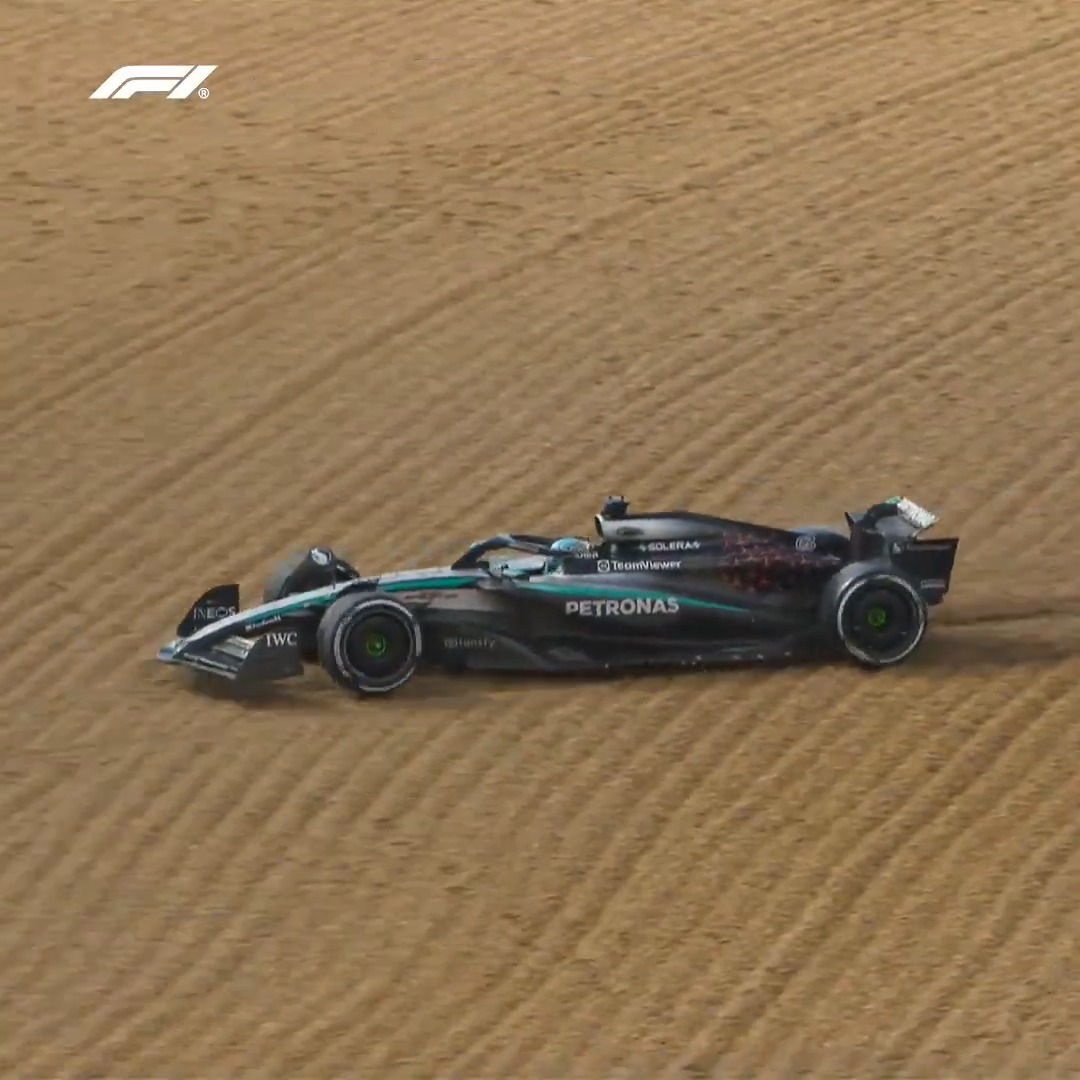 Spinning 720° at Becketts! 😱 This spin wasn't a planned part of the alternate strategy call for George Russell 🔄 #F1 #BritishGP