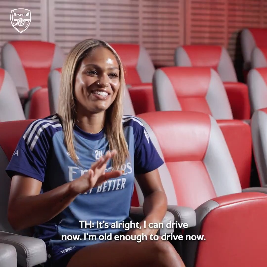 Are you still offering lifts, Leah Williamson? 😂