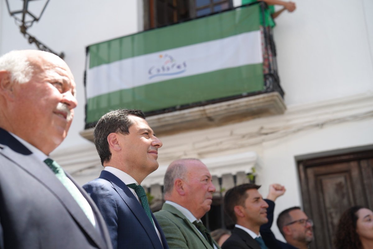 #Andalucía ofrece estabilidad. Somos la tercera economía de España y la decimosegunda de Europa, y queremos más. Sigamos soñando en grande. Cuando empujamos todos juntos avanzamos con más empleo, más progreso y más bienestar para nuestra tierra.
