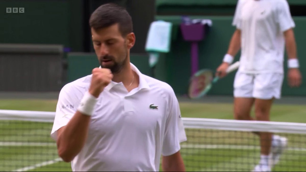 Novak Djokovic is now just a set away from another Wimbledon quarter-final 👀 #Wimbledon