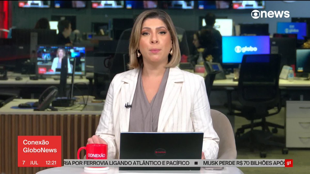 Donald Trump sai em defesa de Jair Bolsonaro: "Deixem-no em paz". ➡ Assista na #GloboNews : #ConexãoGloboNews