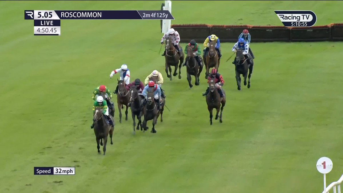 Bred in the purple and off the mark 🟩🟨⬜️ Vicar Street, by Galileo and out of brilliant racemare Vroum Vroum Mag, makes a winning return from almost a year off the track. A horse who looks ready to make up for lost time... Willie Mullins | Roscommon Racecourse