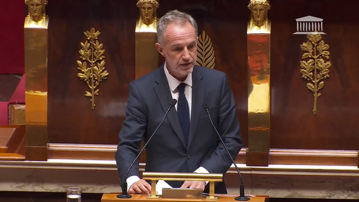 Réforme de la loi "PLM" : un texte mensonger, examiné à la hâte et présentant de nombreux griefs d’inconstitutionnalité. Aujourd’hui à l’Assemblée nationale, j’ai défendu une motion de rejet contre la réforme du mode d’élection à Paris, Lyon et Marseille. Sans concertation, sans étude d’impact, sans respect des principes démocratiques, sans réelle réflexion sur les compétences ou sur les modalités pratiques du scrutin, cette proposition de loi affaiblit la démocratie locale. Elle dévitalise les arrondissements, complique le scrutin et sert avant tout des intérêts partisans.