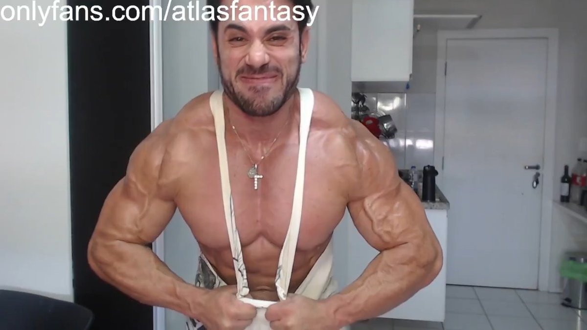 lenght= 16 minutes. I need to showcase my strength and I make my worshipper David stand in awe of my muscles and power. When he asks me to rip a T-shirt, I do it with ease—pure dominance. Then I force him to submit to my ripped, vascular chest. He has no choice. He must obey his muscle god.