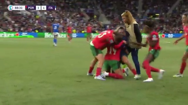 THERE IT IS! 🔥 Portugal draws level late 🇵🇹
