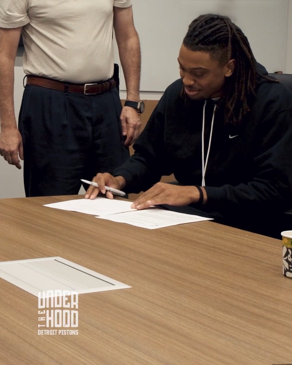 .CHAZ LANIER is officially a Piston ✍️