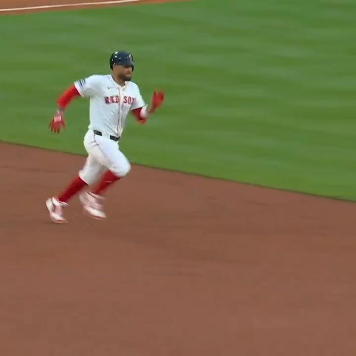 Toro's turn to hit a double 👏