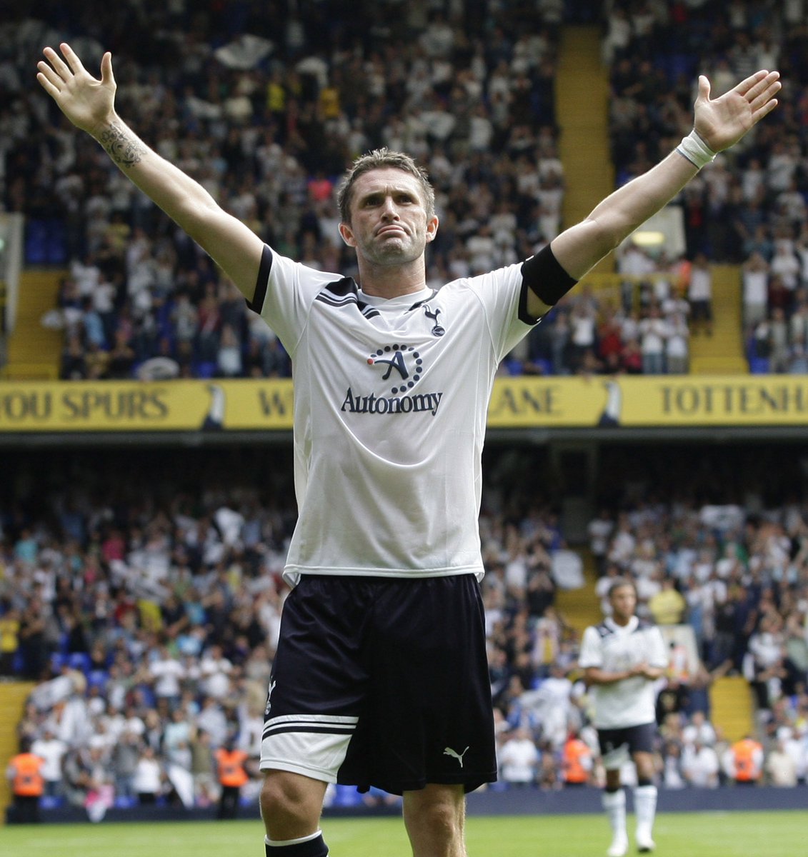 Happy 45th Birthday to Robbie Keane ๐ฅณ โช๏ธ 302 games โฝ๏ธ 121 goals ๐ฏ 24 assists ๐ League Cup ๐ฅ x3 #THFC POTY What a player ๐