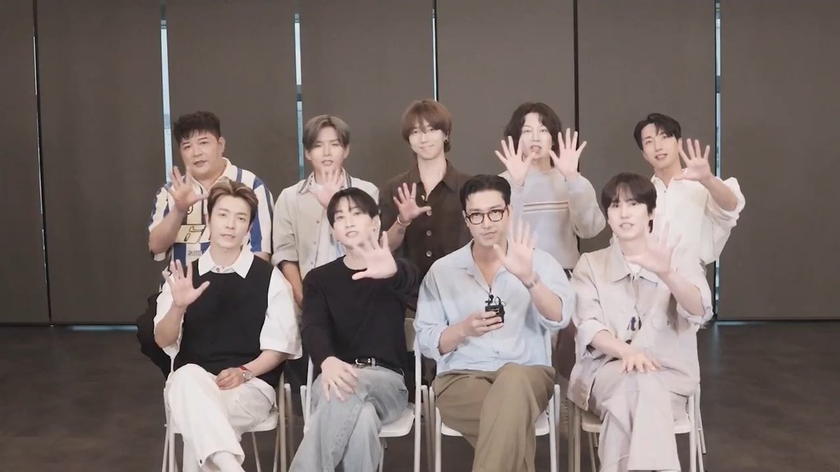 #SUPERJUNIOR The 12th Album『#SuperJunior25』配信開始💙 デビュー20周年を記念してリリースされた今作🥂🎊 タイトル曲「Express Mode」をはじめ、幅広いジャンルの全9曲が収録されています🕺🔥 E.L.F.の皆さま宛に届いた豪華なコメントも要チェック💐✨ SJ_NEWS_JP ▶︎