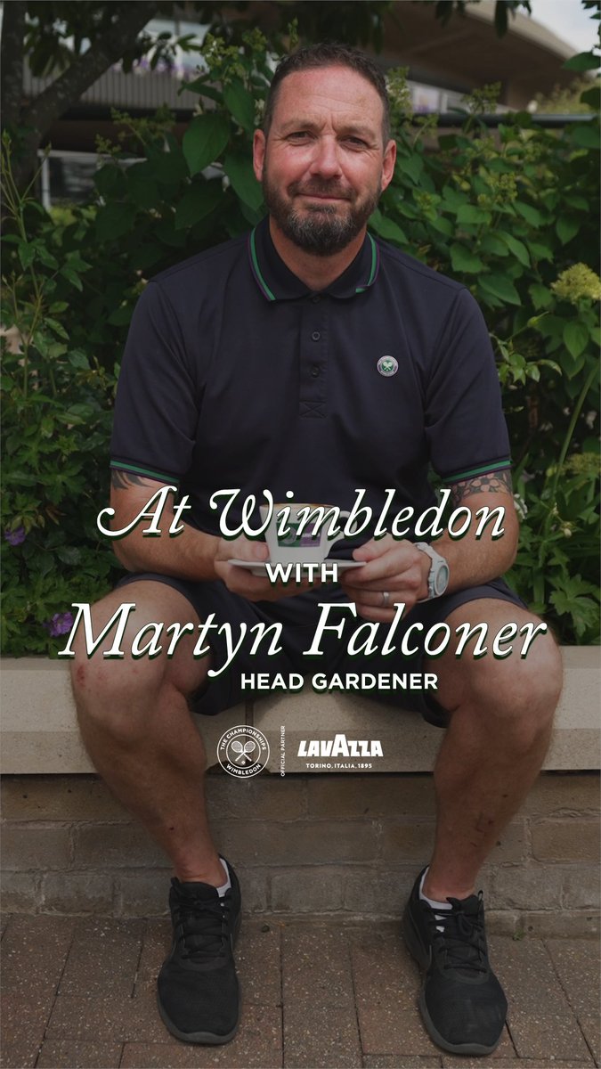 Meet the man responsible for making Wimbledon shine every year, Head Gardener Martyn Falconer 💐 #Wimbledon #LavazzaCoffee
